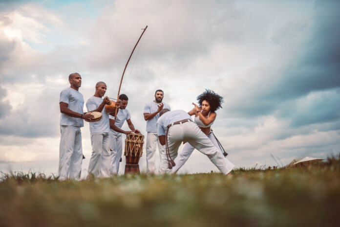 La Capoeira danse ou art martial - femmes-sportives