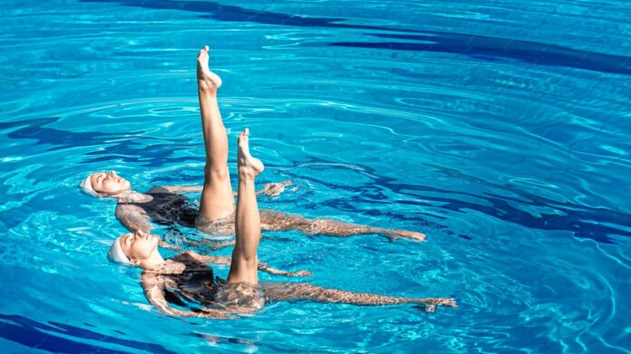Laura Tremble l’élégance et la force de la natation artistique française